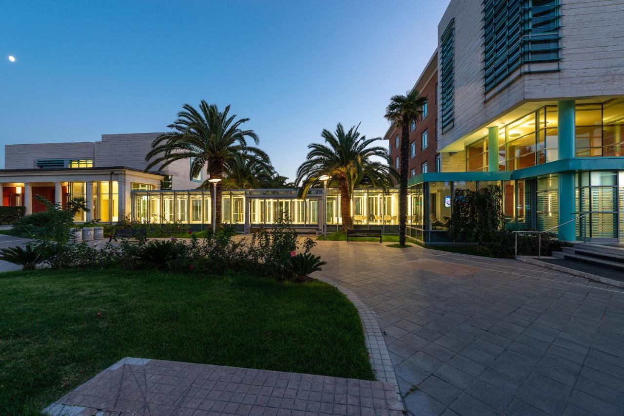 Victoria Terme Hotel Tivoli Terme Bagian luar foto